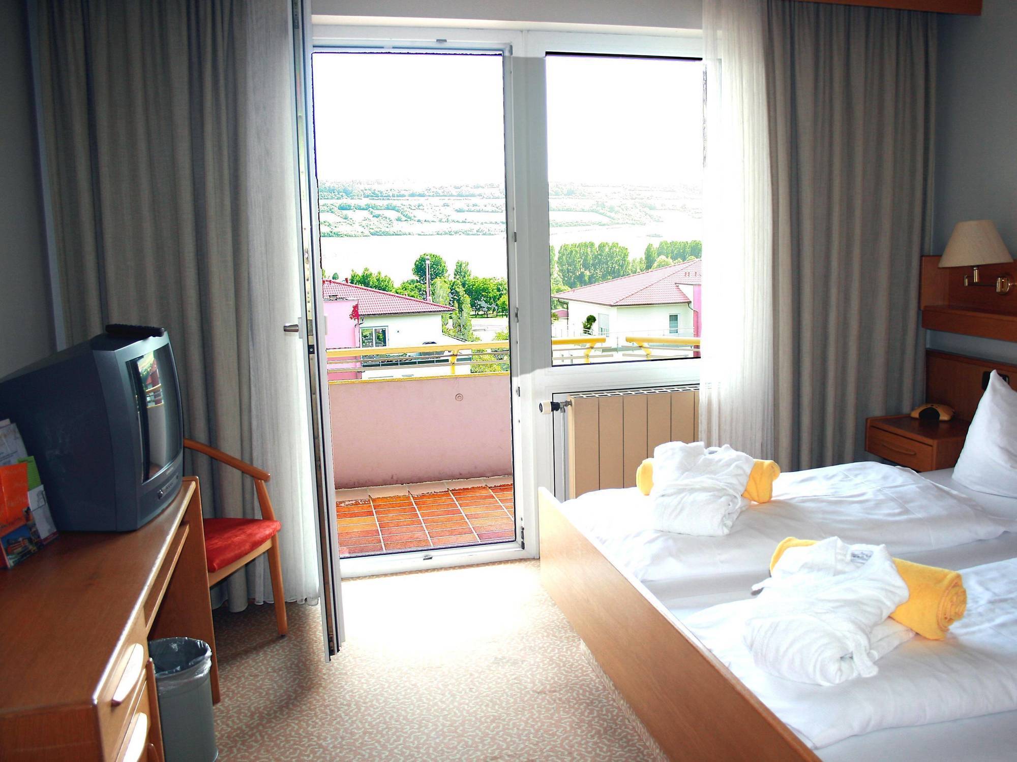 Savoy Hotel Bad Mergentheim Exterior foto